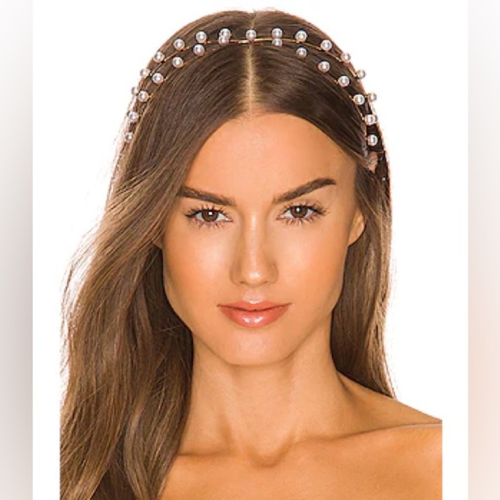 Revolve Princess Leia Headband in Gold